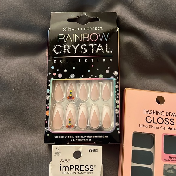 NIB bundle (4) -Impress short press on nails, 2 Dashing Diva gel strips, more - Picture 8 of 9